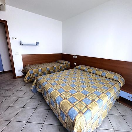 Residence Eurostar Μπιμπιόνε Εξωτερικό φωτογραφία